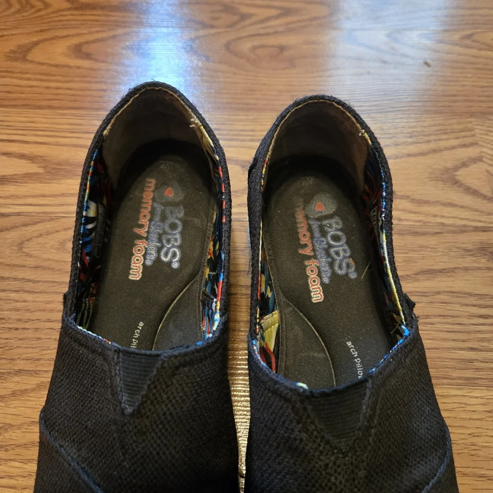 bobs from